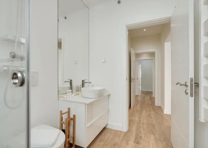 Appartement Flat W/ Balcony & Workspace By Hostwise *