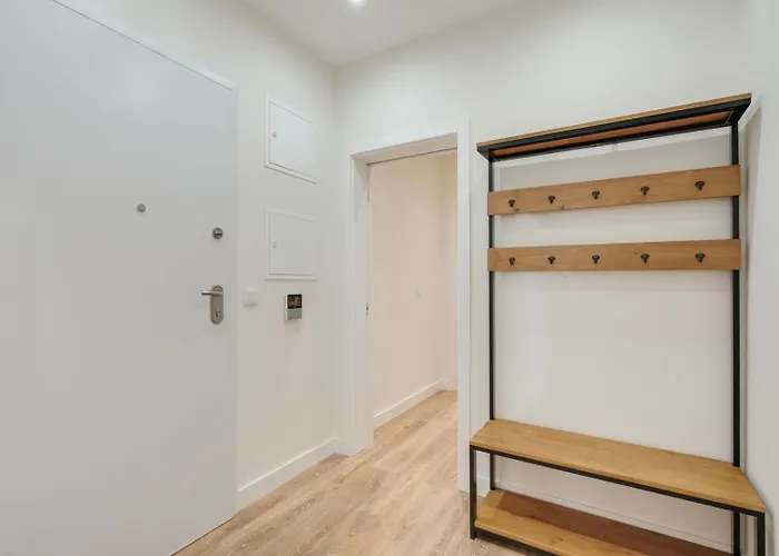 Appartement Flat W/ Balcony & Workspace By Hostwise Lissabon