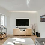 Flat W/ Balcony & Workspace By Hostwise Appartement *